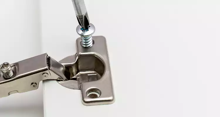 Screen Door Hinge Repair in San Rafael, CA