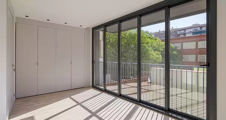 Fix Sliding Screen Door Track in San Rafael, CA